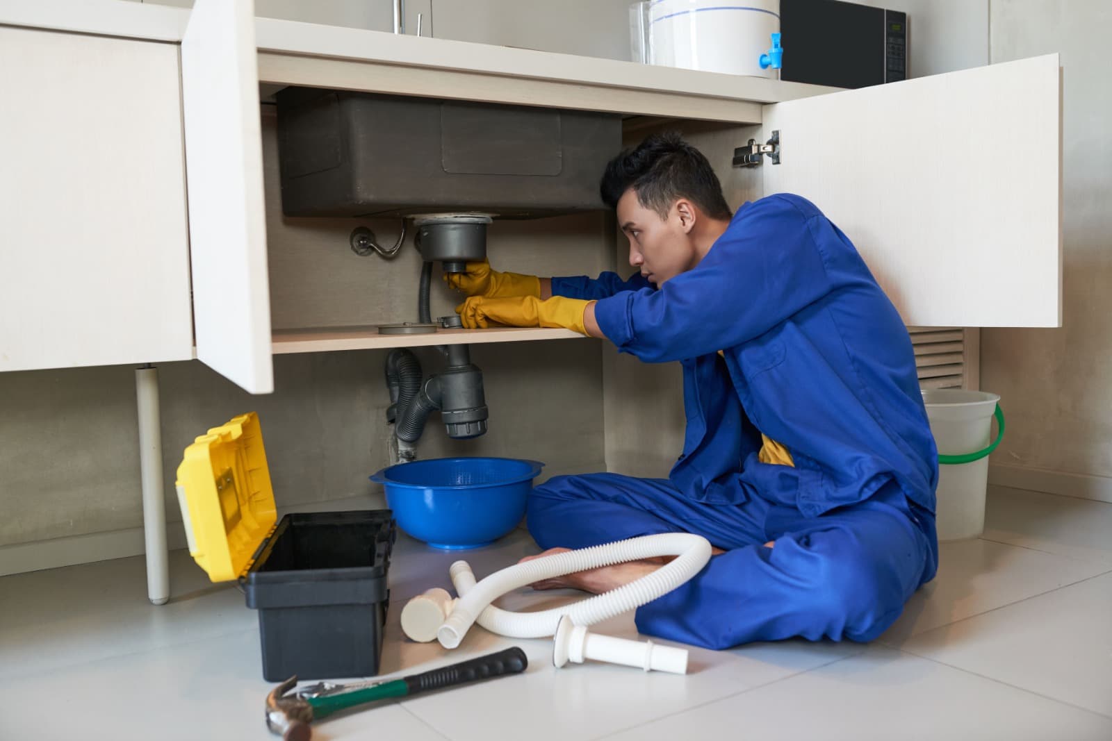 Common Plumbing Problems in UAE Homes — And When to Call a Professional